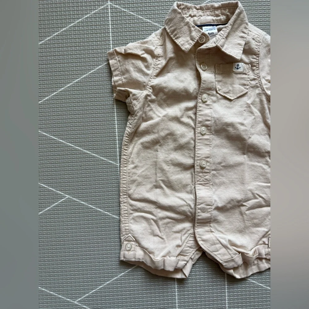 Carters|Baby boy or gender Neutral tan Short-Sleeve Button Romper with collar•6M